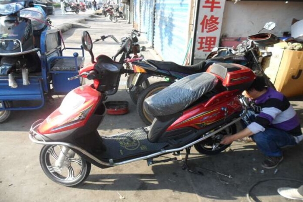 如何检查电动车电机是否正常工作